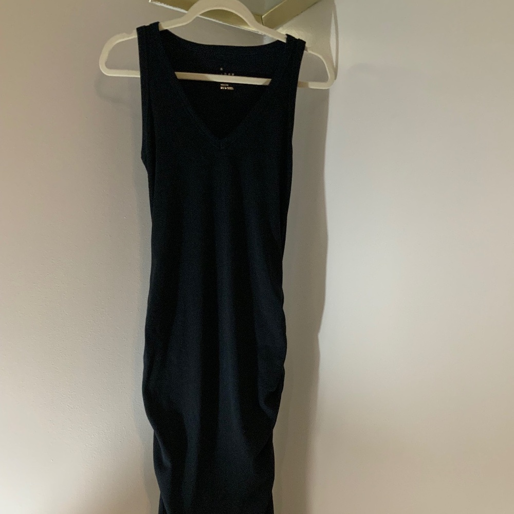A New Day Black M V Neck Ribbed Ruched on Sides Dress Minimalist Monochrome